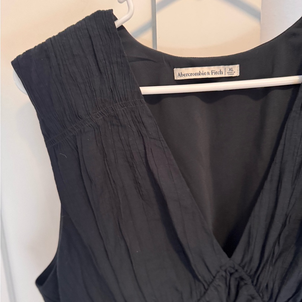 Abercrombie & Fitch Black Sleeveless Dress
